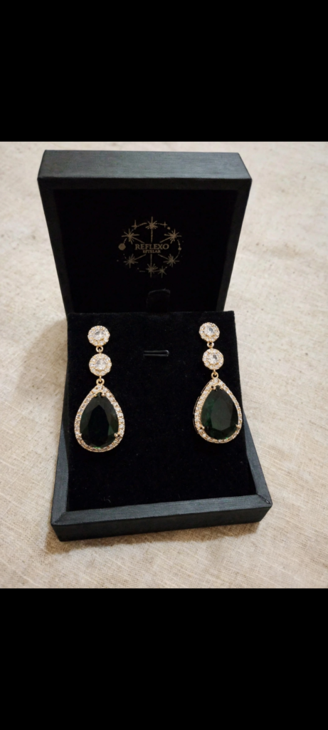 Brinco Gota Esmeralda Imperial Folheado a Ouro