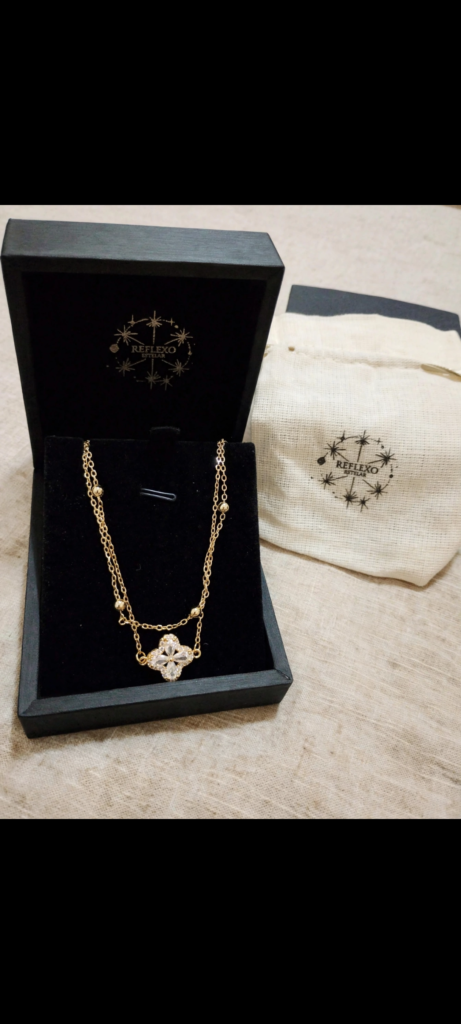 Pulseira Dupla com Trevo Van Cleef Folheado a Ouro